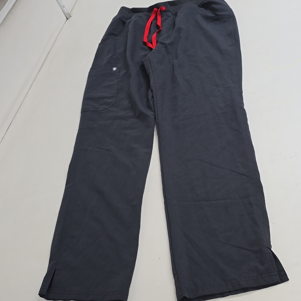 High WaistedHigh Waisted Livingston Basic Scrub Pants - Picture 3 of 9